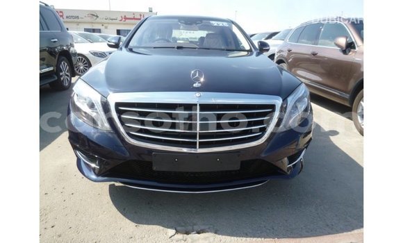 اشتري Imported Mercedes-Benz 190 Blue سيارة في Import - Dubai في Maseru اشتري Imported Mercedes-Benz 190 Blue سيارة في Import - Dubai في Maseru