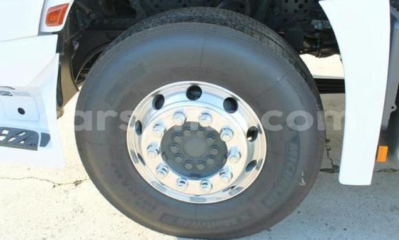 اشتري مستعمل Mercedes‒Benz Truck White شاحنة في Maseru في Maseru اشتري مستعمل Mercedes‒Benz Truck White شاحنة في Maseru في Maseru