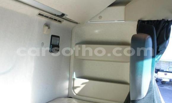 اشتري مستعمل Mercedes‒Benz Truck White شاحنة في Maseru في Maseru اشتري مستعمل Mercedes‒Benz Truck White شاحنة في Maseru في Maseru