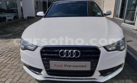 Sayi Na hannu Audi A5 White Mota in Maputsoe a Leribe Sayi Na hannu Audi A5 White Mota in Maputsoe a Leribe