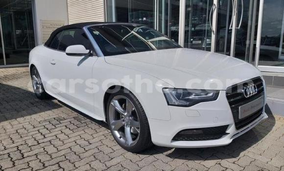 Sayi Na hannu Audi A5 White Mota in Maputsoe a Leribe Sayi Na hannu Audi A5 White Mota in Maputsoe a Leribe