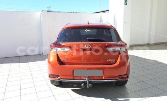 Acheter Occasion Voiture Toyota Auris Rouge à Hlotse, Leribe Acheter Occasion Voiture Toyota Auris Rouge à Hlotse, Leribe