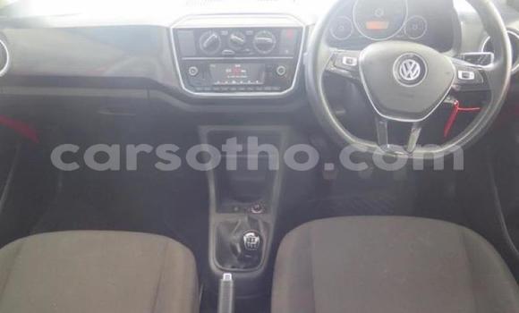اشتري مستعمل Volkswagen up! Red سيارة في Maputsoe في Leribe اشتري مستعمل Volkswagen up! Red سيارة في Maputsoe في Leribe