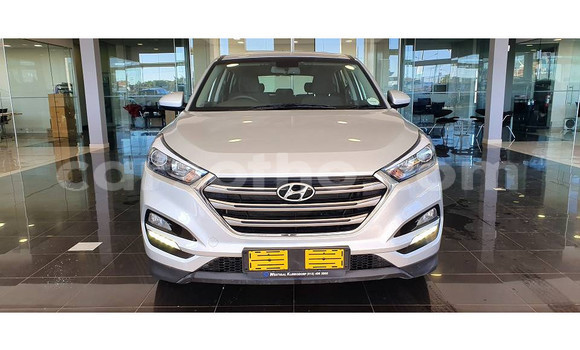 Sayi Na hannu Hyundai Tucson White Mota in Maseru a Maseru Sayi Na hannu Hyundai Tucson White Mota in Maseru a Maseru