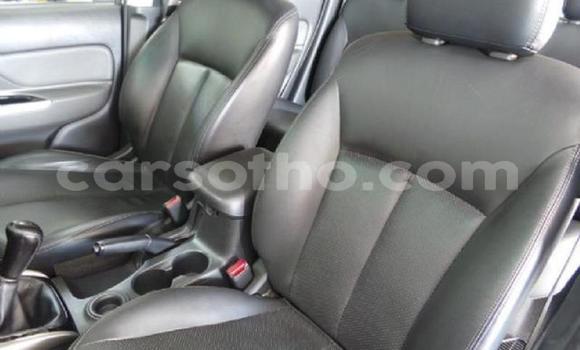 Sayi Na hannu Fiat Fullback White Mota in Maseru a Maseru Sayi Na hannu Fiat Fullback White Mota in Maseru a Maseru