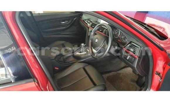 Sayi Na hannu BMW 3–Series Red Mota in Maseru a Maseru Sayi Na hannu BMW 3–Series Red Mota in Maseru a Maseru