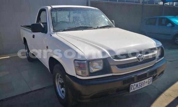 Acheter Occasion Voiture Toyota Hilux Blanc à Maputsoa, Leribe Acheter Occasion Voiture Toyota Hilux Blanc à Maputsoa, Leribe