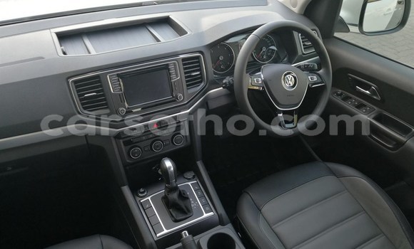اشتري مستعمل Volkswagen Amarok White سيارة في Maseru في Maseru اشتري مستعمل Volkswagen Amarok White سيارة في Maseru في Maseru