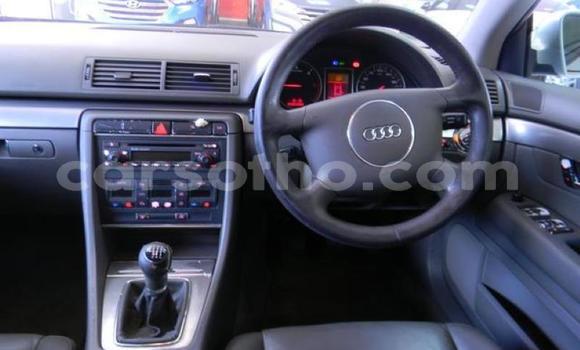 Sayi Na hannu Audi A4 Silver Mota in Maputsoa a Leribe Sayi Na hannu Audi A4 Silver Mota in Maputsoa a Leribe