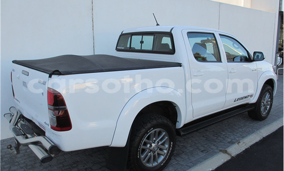 اشتري مستعمل Toyota Hilux White سيارة في Maseru في Maseru اشتري مستعمل Toyota Hilux White سيارة في Maseru في Maseru