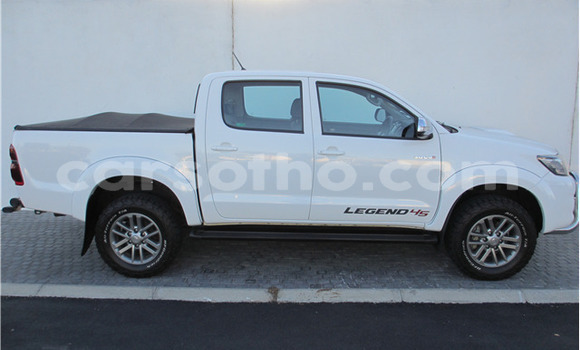 اشتري مستعمل Toyota Hilux White سيارة في Maseru في Maseru اشتري مستعمل Toyota Hilux White سيارة في Maseru في Maseru