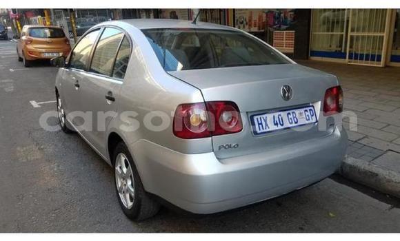 Acheter Occasion Voiture Volkswagen Polo Gris à Maputsoe, Leribe Acheter Occasion Voiture Volkswagen Polo Gris à Maputsoe, Leribe