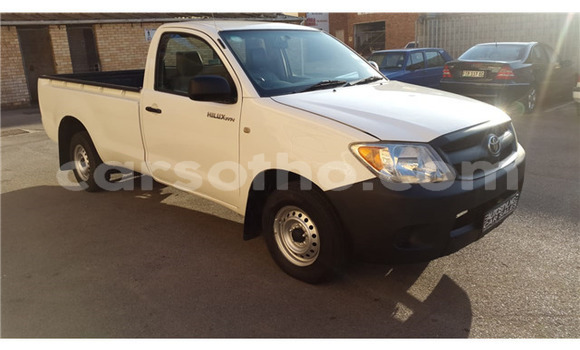 اشتري مستعمل Toyota Hilux White سيارة في Maseru في Maseru اشتري مستعمل Toyota Hilux White سيارة في Maseru في Maseru