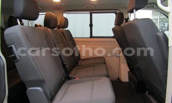 Acheter Occasion Voiture Volkswagen Transporter Blanc à Maseru, Maseru Acheter Occasion Voiture Volkswagen Transporter Blanc à Maseru, Maseru
