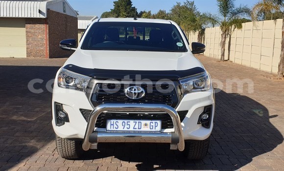 اشتري مستعمل Toyota Hilux White سيارة في Maseru في Maseru اشتري مستعمل Toyota Hilux White سيارة في Maseru في Maseru