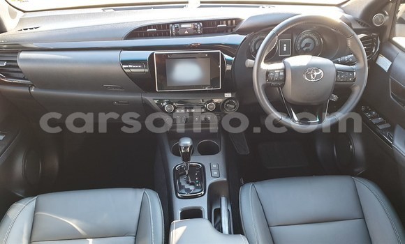 اشتري مستعمل Toyota Hilux White سيارة في Maseru في Maseru اشتري مستعمل Toyota Hilux White سيارة في Maseru في Maseru