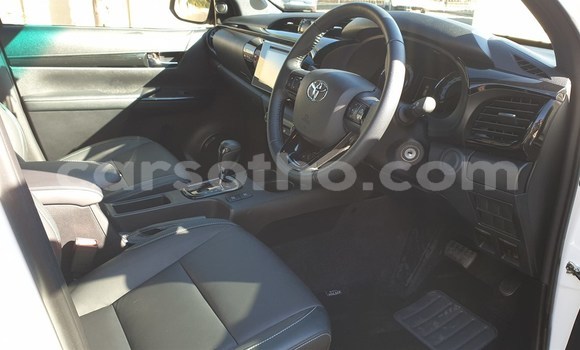 اشتري مستعمل Toyota Hilux White سيارة في Maseru في Maseru اشتري مستعمل Toyota Hilux White سيارة في Maseru في Maseru