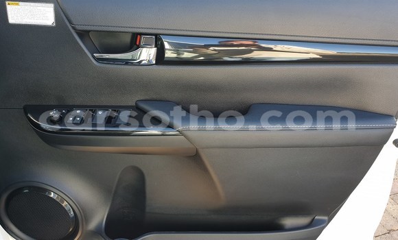 اشتري مستعمل Toyota Hilux White سيارة في Maseru في Maseru اشتري مستعمل Toyota Hilux White سيارة في Maseru في Maseru