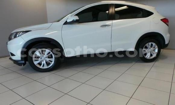 Sayi Na hannu Honda HR–V White Mota in Import - Dubai a Maseru Sayi Na hannu Honda HR–V White Mota in Import - Dubai a Maseru