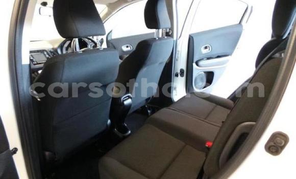 Sayi Na hannu Honda HR–V White Mota in Import - Dubai a Maseru Sayi Na hannu Honda HR–V White Mota in Import - Dubai a Maseru