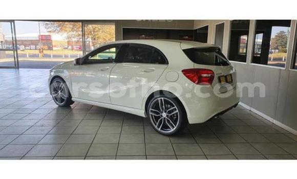Sayi Na hannu Mercedes-Benz A–Class Silver Mota in Maseru a Maseru Sayi Na hannu Mercedes-Benz A–Class Silver Mota in Maseru a Maseru