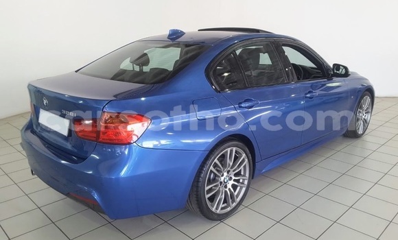 Sayi Na hannu BMW 3–Series Blue Mota in Maseru a Maseru Sayi Na hannu BMW 3–Series Blue Mota in Maseru a Maseru