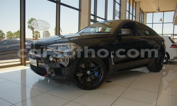 Sayi Na hannu BMW X6 M Black Mota in Maseru a Maseru Sayi Na hannu BMW X6 M Black Mota in Maseru a Maseru