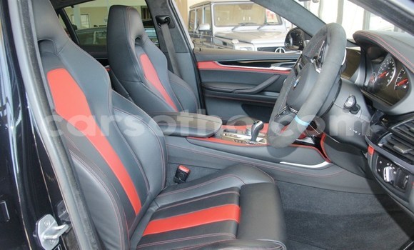 Sayi Na hannu BMW X6 M Black Mota in Maseru a Maseru Sayi Na hannu BMW X6 M Black Mota in Maseru a Maseru