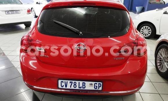 Acheter Occasion Voiture Opel Astra Rouge à Thaba–Tseka, Mafeteng Acheter Occasion Voiture Opel Astra Rouge à Thaba–Tseka, Mafeteng