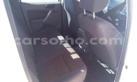 Sayi Na hannu Ford Ranger White Mota in Maputsoe a Leribe Sayi Na hannu Ford Ranger White Mota in Maputsoe a Leribe