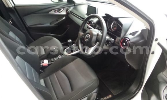 Sayi Na hannu Mazda CX-3 White Mota in Maseru a Maseru Sayi Na hannu Mazda CX-3 White Mota in Maseru a Maseru