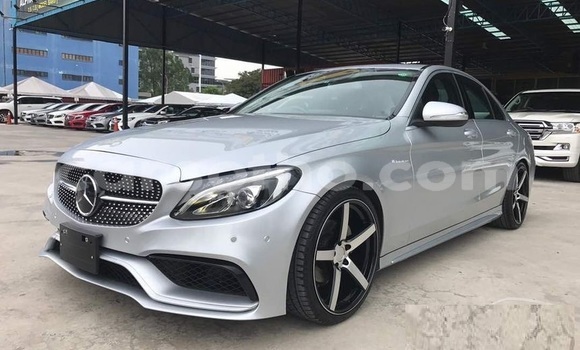 اشتري مستعمل Mercedes-Benz C–Class Silver سيارة في Maseru في Maseru اشتري مستعمل Mercedes-Benz C–Class Silver سيارة في Maseru في Maseru