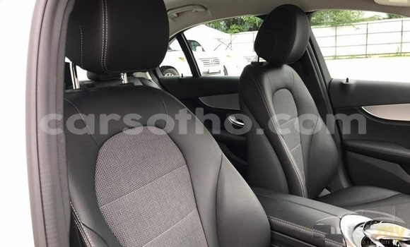 اشتري مستعمل Mercedes-Benz C–Class Silver سيارة في Maseru في Maseru اشتري مستعمل Mercedes-Benz C–Class Silver سيارة في Maseru في Maseru