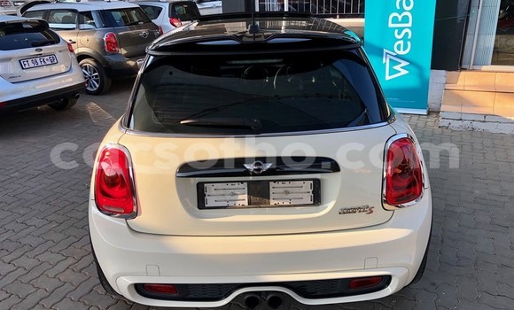 اشتري مستعمل Mini Cooper White سيارة في Maputsoe في Leribe اشتري مستعمل Mini Cooper White سيارة في Maputsoe في Leribe