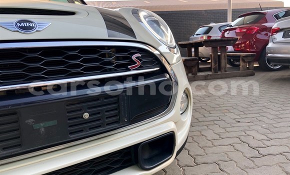 اشتري مستعمل Mini Cooper White سيارة في Maputsoe في Leribe اشتري مستعمل Mini Cooper White سيارة في Maputsoe في Leribe