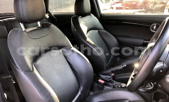 اشتري مستعمل Mini Cooper White سيارة في Maputsoe في Leribe اشتري مستعمل Mini Cooper White سيارة في Maputsoe في Leribe