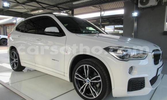 Sayi Na hannu BMW X1 White Mota in Butha–Buthe a Thaba-Tseka Sayi Na hannu BMW X1 White Mota in Butha–Buthe a Thaba-Tseka