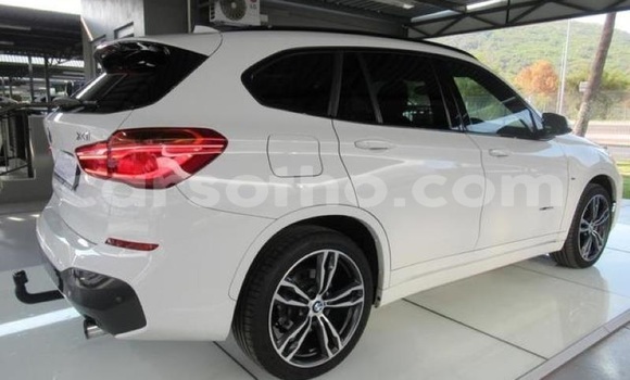 Sayi Na hannu BMW X1 White Mota in Butha–Buthe a Thaba-Tseka Sayi Na hannu BMW X1 White Mota in Butha–Buthe a Thaba-Tseka
