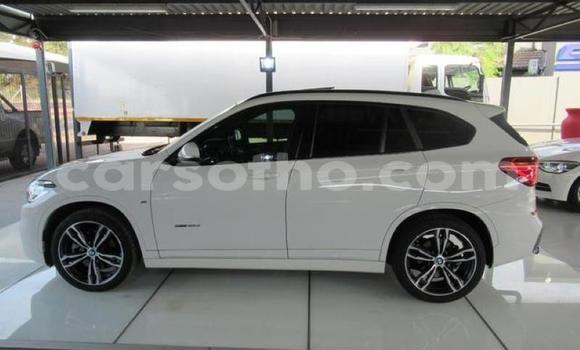 Sayi Na hannu BMW X1 White Mota in Butha–Buthe a Thaba-Tseka Sayi Na hannu BMW X1 White Mota in Butha–Buthe a Thaba-Tseka