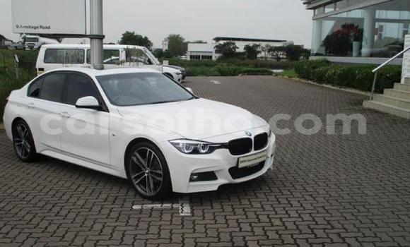 Sayi Na hannu BMW 3–Series White Mota in Mafeteng a Mafeteng Sayi Na hannu BMW 3–Series White Mota in Mafeteng a Mafeteng