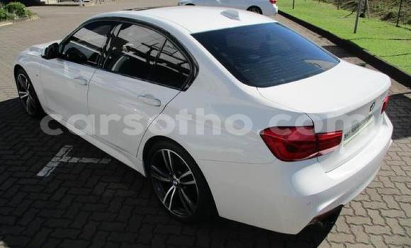 Sayi Na hannu BMW 3–Series White Mota in Mafeteng a Mafeteng Sayi Na hannu BMW 3–Series White Mota in Mafeteng a Mafeteng