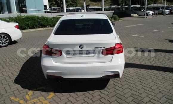 Sayi Na hannu BMW 3–Series White Mota in Mafeteng a Mafeteng Sayi Na hannu BMW 3–Series White Mota in Mafeteng a Mafeteng