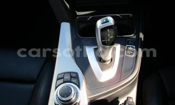 Sayi Na hannu BMW 3–Series White Mota in Mafeteng a Mafeteng Sayi Na hannu BMW 3–Series White Mota in Mafeteng a Mafeteng