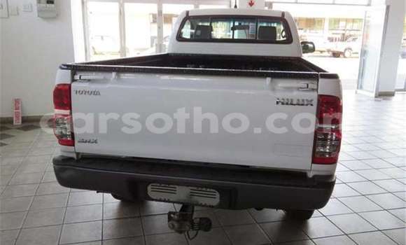 Buy Used Toyota Hilux White Car in Maseru in Maseru Buy Used Toyota Hilux White Car in Maseru in Maseru