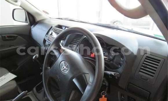 Buy Used Toyota Hilux White Car in Maseru in Maseru Buy Used Toyota Hilux White Car in Maseru in Maseru