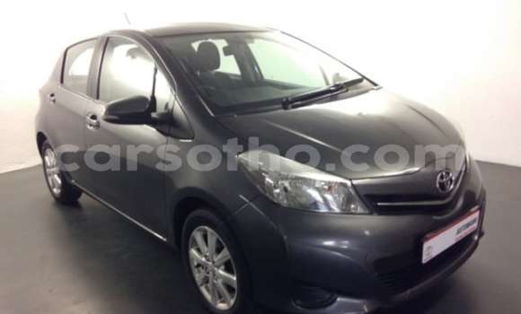 Buy Used Toyota Yaris Beige Car in Maputsoe in Leribe Buy Used Toyota Yaris Beige Car in Maputsoe in Leribe