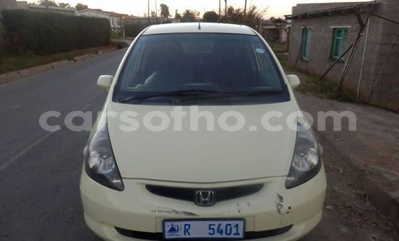 اشتري مستعمل Honda FIT White سيارة في Maseru في Maseru اشتري مستعمل Honda FIT White سيارة في Maseru في Maseru