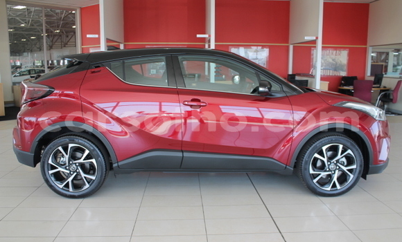 Acheter Occasion Voiture Toyota C-HR Rouge à Maputsoe, Leribe Acheter Occasion Voiture Toyota C-HR Rouge à Maputsoe, Leribe