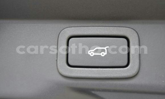 Sayi Na hannu Land Rover Range Rover Sport White Mota in Maseru a Maseru Sayi Na hannu Land Rover Range Rover Sport White Mota in Maseru a Maseru