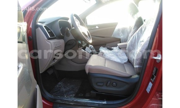 Sayi Imported Hyundai Tucson Red Mota in Import - Dubai a Maseru Sayi Imported Hyundai Tucson Red Mota in Import - Dubai a Maseru
